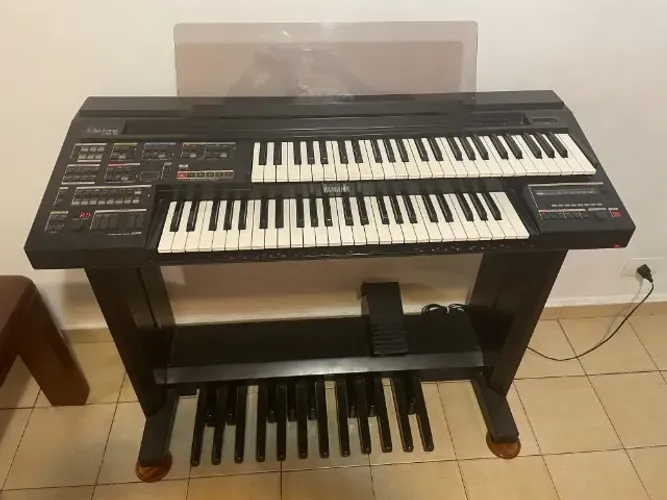 Orgão Yamaha Electone HE-8