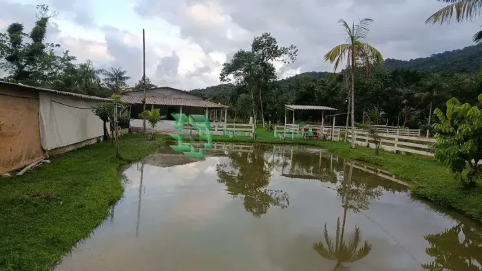 sitio em Mongaguá, com 39 mil metros quadrados