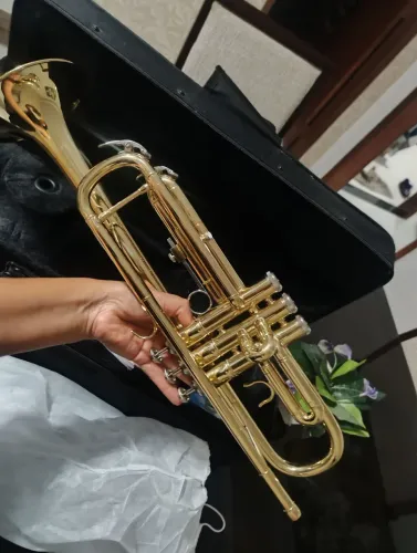 Vendo trompete novo