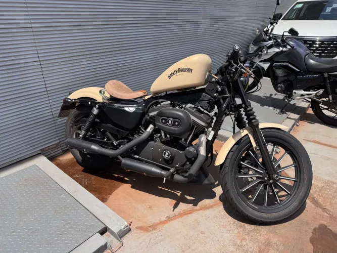 Harley Davidson Iron 883