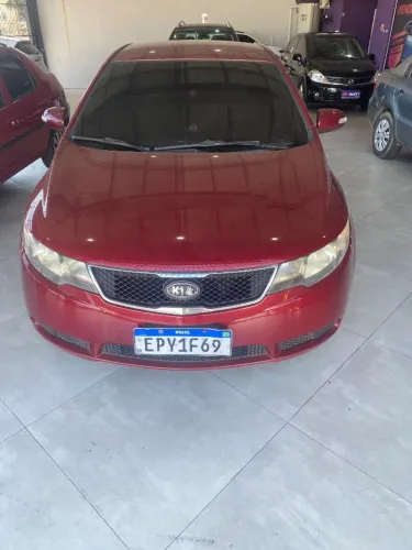 Kia Motors Cerato 1.6 16V Mec. 2010