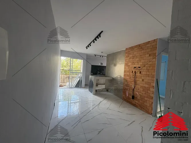 Apartamento a venda em Mogi das Cruzes, 50 m², 2 quartos, sala para 2 ambientes com sacada