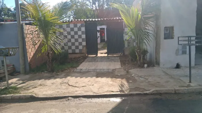 CASA NO JARDIM COLINA 2