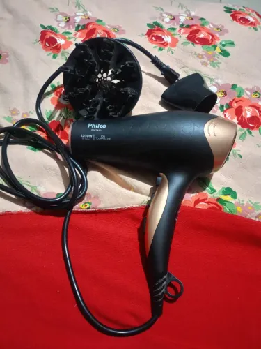 Secador de cabelo novo