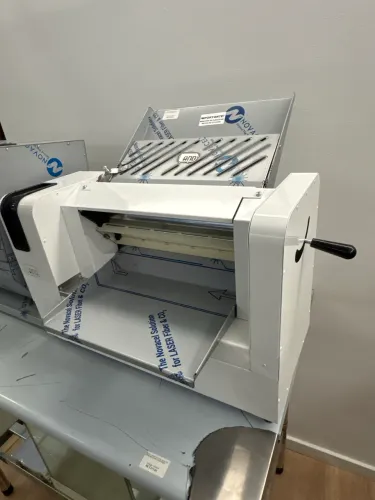 Cilindro laminador de massas 37cm motor 1/2cv novo