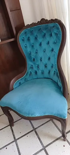 Cadeira clássica estilo Luis XV.