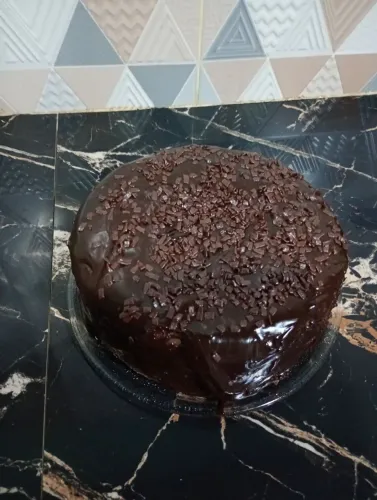 Bolo de chocolate meio amargo 