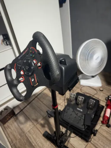 Volante Logitech G920 com acessórios + Base cockpit