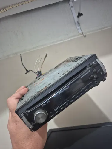 Radio pionner deh-1900MP ja com Bluetooth instalado