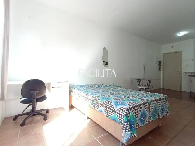Studio no bairro Trindade, Florianópolis.