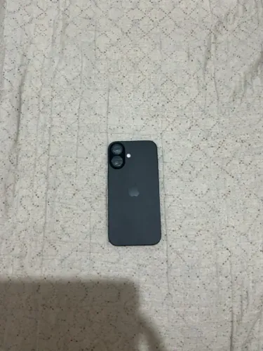 iPhone 16