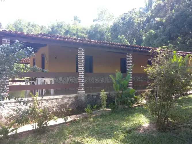 ,Sitio a venda com 5.000m2 - Casa ampla com piscina em Areias (Abrantes) - Camaçari - BA