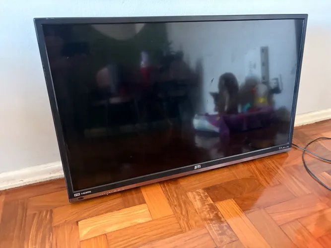 TV Semp Toshiba 39 polegadas (com defeito)