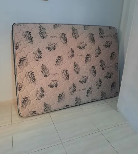cama e colchão casal