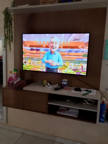 Painel com tv