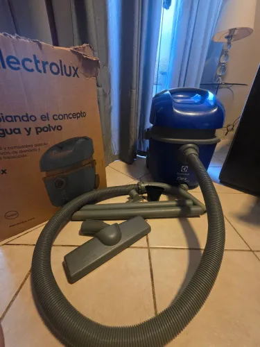 Aspirador água e pó