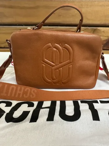 Bolsa em couro Schutz original