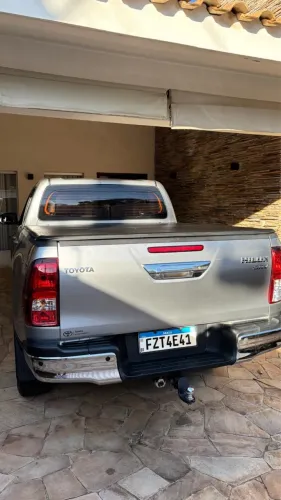 Toyota Hilux CD SRV 4X4 2.8 TDI Diesel Aut. 2024