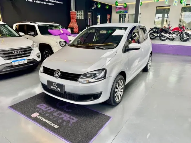 Volkswagen Fox 1.0 MI Total Flex 8V 5P 2013