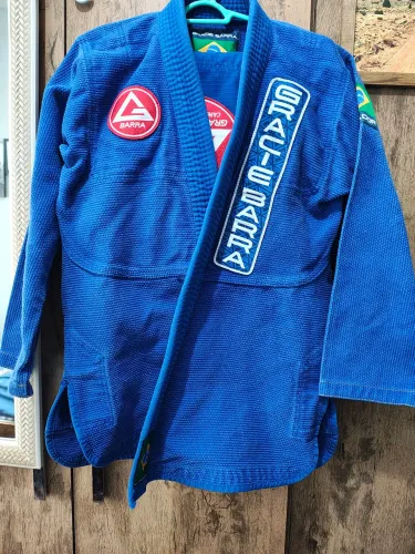 Kimono Gracie Barra Lutador A1 usado em campeonato