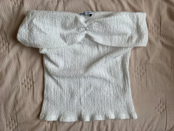 blusa ombro a ombo zara