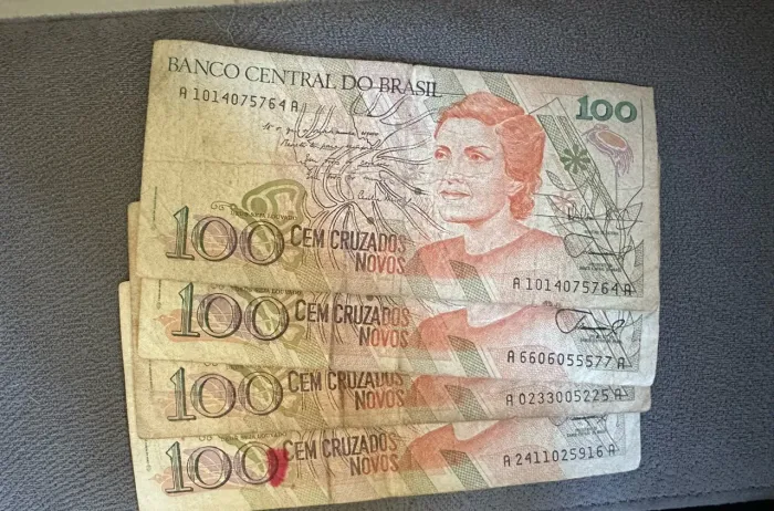 Lote Cédula 100 cruzados novos (4 notas)