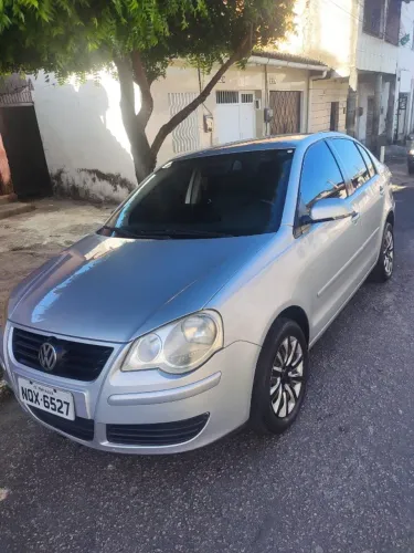 Volkswagen Polo Sedan 1.6 MI Total Flex 8V 4P 2010