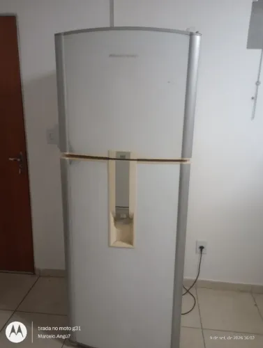Geladeira Brastemp duplex não é nescessário abrir pra pegar água para beber, filtro extern