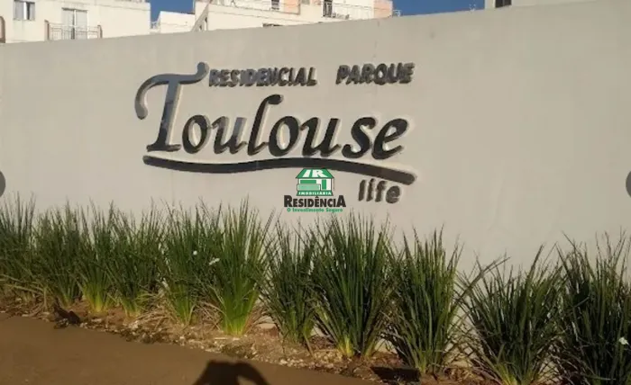 Apartamento para locação no Residencial Tolouse próximo ao Rio Vermelho!