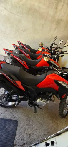 4 Bros CBS disponível 0KM
