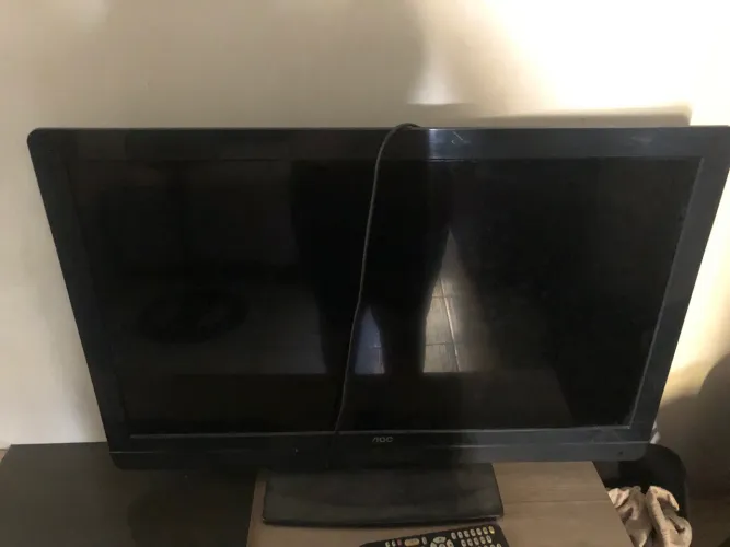 VENDO TV 32 AOC PARA VENDER HOJE!!