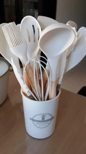 Jogo de utensílios de silicone com bambu 12 peças 