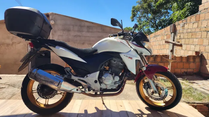 CB300r flex 2015 *só o filé*