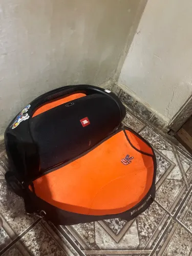 JBL bombox 2