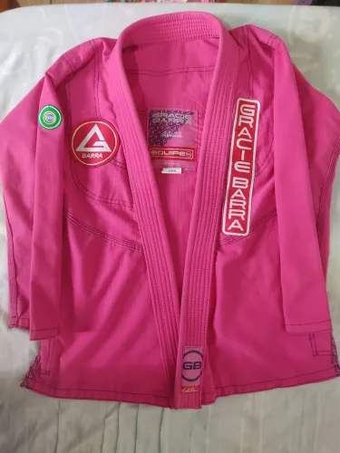 Kimono infantil Gracie Barra cor: Rosa