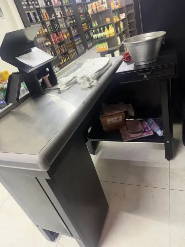 Caixa para comércio