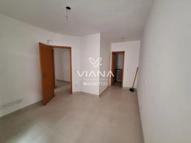 Apartamento com 2 quartos sendo 1 suíte 1 vaga Bairro Santa Maria em São Caetano do Sul