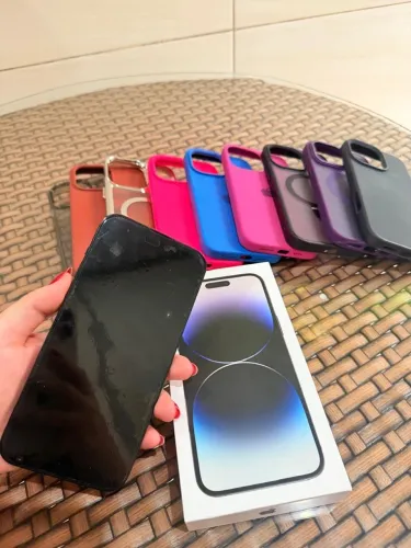 Vende IPhone 14 Pro Max