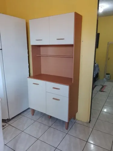 Armario Cozinha Izis com 4 Portas e 1 Gaveta Freijó/Off White - Montagem grátis 