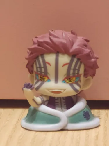 Action Figure Demon Slayer Akaza mini sleeping figure importada do Japão