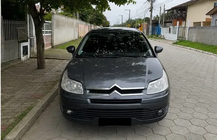 Citroen C4 Pallas GLX 2.0/ 2.0 Flex Aut. 2011