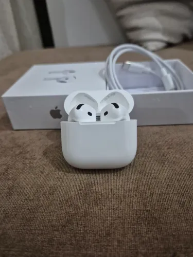 Airpods 4