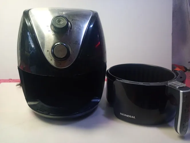 fritadeira mondial 3,5 litros funcionando perfeitamente 