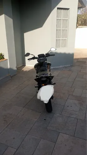 Vendo Moto Yamaha Fazer 250 - 2016
