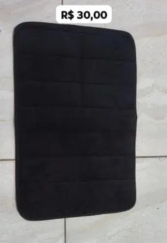 Tapete preto banheiro 