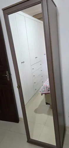 Sapateira ou armário multiuso com espelho