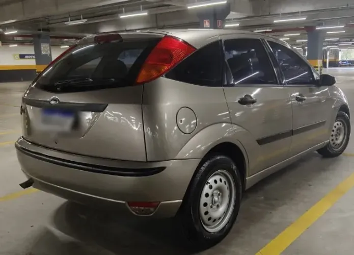 Ford Focus 1.6 S/se/se Plus Flex 8v/16v 5P 2005