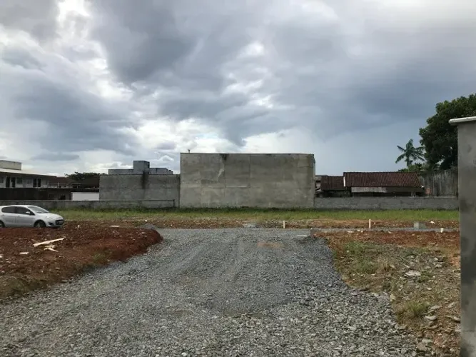 Terrenos em condominio fechado no Vila Nova