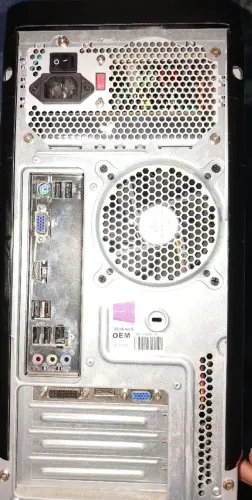 Gabinete PC Digimix Intel LGA 1155 ( No estado/Retirada de peças )