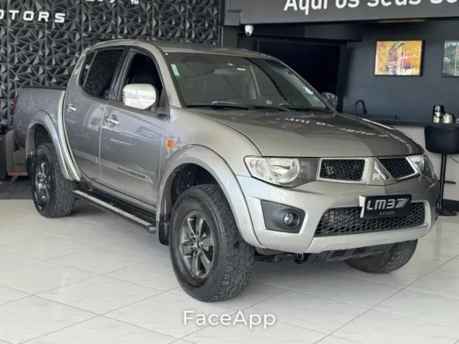Mitsubishi L200 Triton GL 3.2 CD TB Int. Dies. Mec. 2012